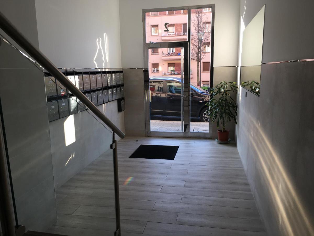 Ferienwohnung Calida Vivienda Turistica Centrica Junto Al Funicular Y Metro Bilbao Exterior foto